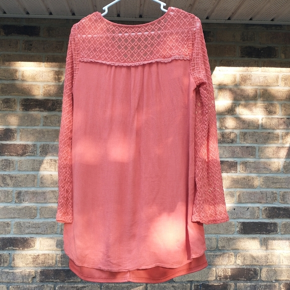 Charlotte Russe Bell Sleeve Tunic Blouse - Picture 2 of 6